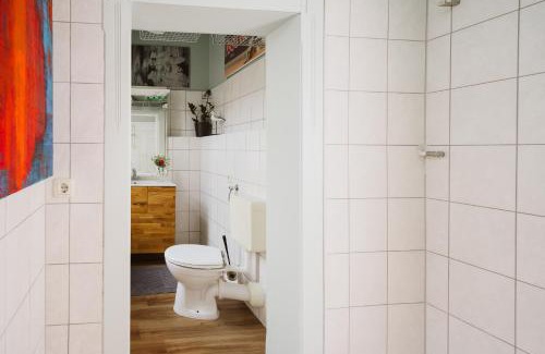 Nordliche Muhlenvorstadt Apartamento | Charmanter Altbau zwischen Altstadt und Klinikum mit Parkplatz