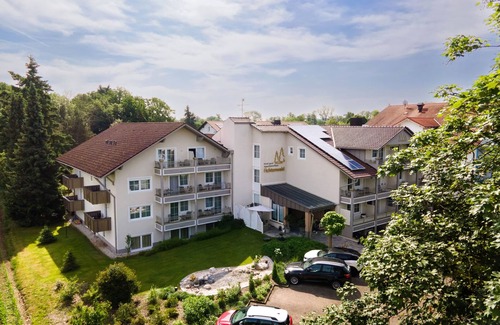 Riedenburg Apartamento | Encantador apartamento con amplio balcón y wifi.