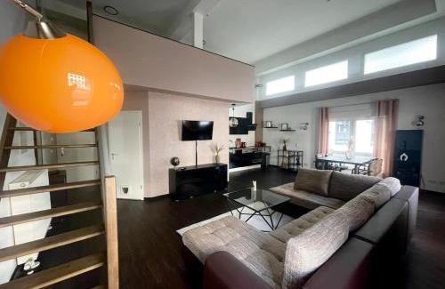 Stadtkern Apartamento | Charmantes Loft-Apartment 2 Min zum Hauptbahnhof