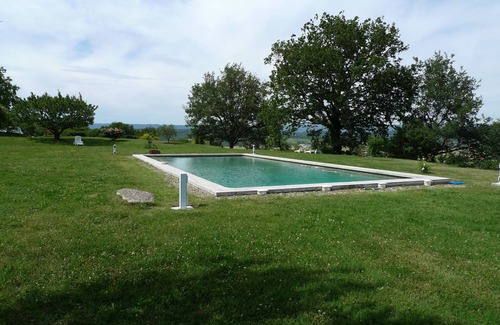 Lacoste Casa | Charme D'un mas en Luberon, Calme, vue Panoramique, Piscine, Cheminée