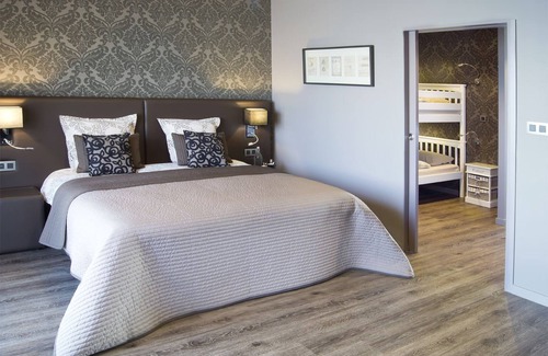 Mariakerke Hotel | Charmehotel Kruishof LuXus