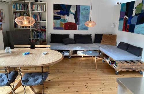 Praesto Casa | Charmerende byhus i Præstø centrum