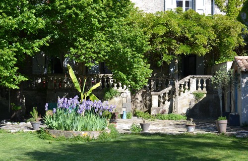 Saint-Bauzille-de-Putois Casa | Encantadora casa con jardín y acceso privado al río Hérault.
