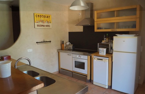 Saint-Genies-de-Fontedit Villa | CHARMING ECOLOGICAL VILLA WITH PRIVATE OVERFLOW POOL