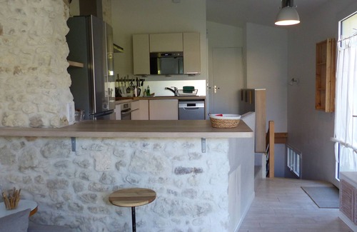 Saint-Georges-de-Didonne Casa | Bonita casa en el corazón del pueblo, a 100 metros de la playa y las tiendas.