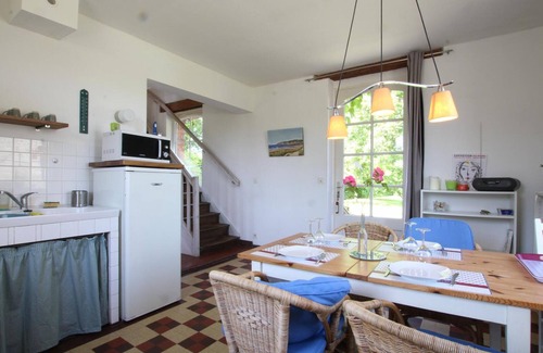 Saint-Jean-de-la-Riviere Cabaña | **Casa histórica cerca del golf, ideal para vacaciones**