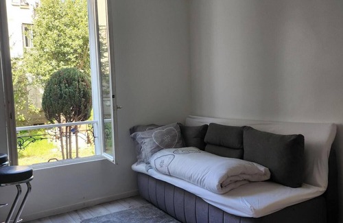 Villeneuve-Saint-Georges Apartamento | Charming Apartment