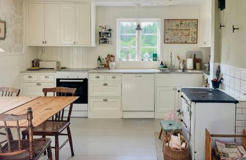 Norrtalje Casa | Charmigt Torp Från 1900-Talet I Billinge By