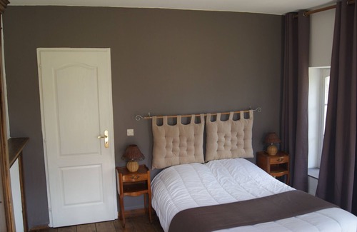 Bretteville-du-Grand Caux Cabaña | Charming Normandy cottage chestnut Le Puits XVII