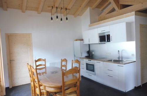 Les Contamines-Montjoie Apartamento | Encantador apartamento en chalet en el centro del pueblo, 3 habitaciones (5 / 6pers)