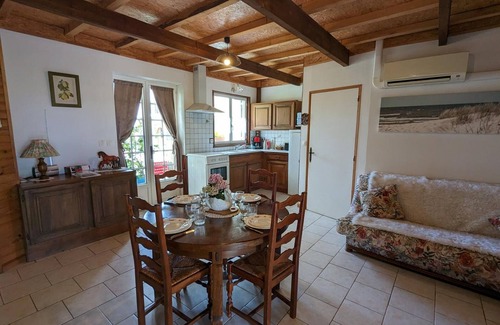 Saint-Sulpice-de-Cognac Cabaña | Escapada en la naturaleza: Casa con jardín privado, chimenea y actividades ecuestres en Charente