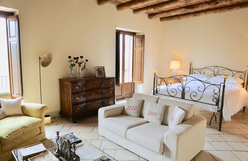 Rovittello Cama Y Desayuno | Charming Bed and Breakfast in Castiglione di Sicilia