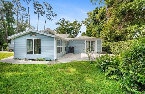 Altamonte Springs Apartamento | Charming 1-bedroom Cottage Apt--Swim & Spa in Central Flroida, 725 sq ft