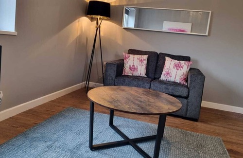 Knightcote Apartamento | Charming 1-bed Apartment Near Redditch Town Centre