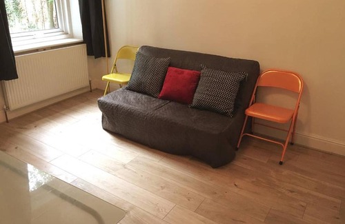 Queen's Park Apartamento | Charming 1 Bed Flat, with Garden in CENTRAL LDN