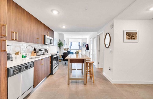 Overtown Apartamento | Charming 1 Bed plus Den Downtown Free Parking