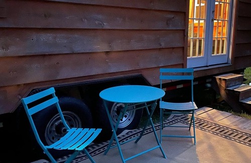 McMinnville Casa | Charming 1-Bed Tiny House: Oasis with Patio & WiFi- Isha Inst only 9 min away