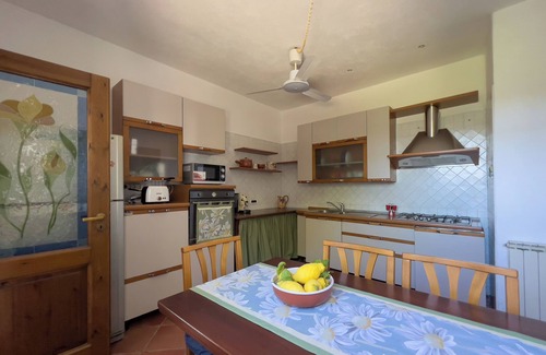 Fiaiano Casa | Charming 1-bedroom house with AC, WiFi in enjoyable Barano D'ischia