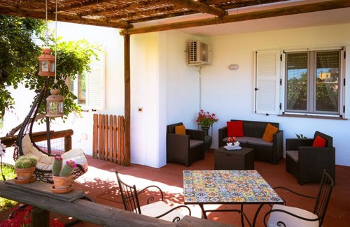 Fiaiano Casa | Charming 1-bedroom house with AC, WiFi in enjoyable Barano D'ischia