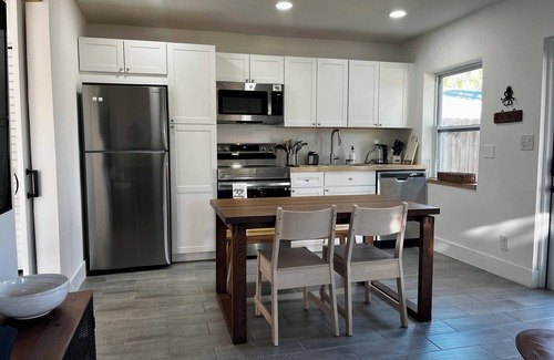 Middle River Terrace Apartamento | Charming 1-bedroom apartment with private yard in wonderful Fort Lauderdale