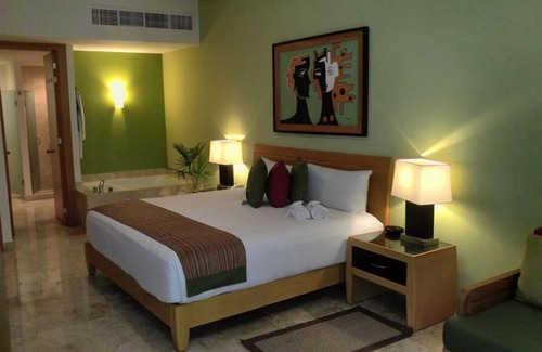 Las Jarretaderas Complejo | Charming 1-bedroom Suite with fitness room and AC in Nuevo Vallarta