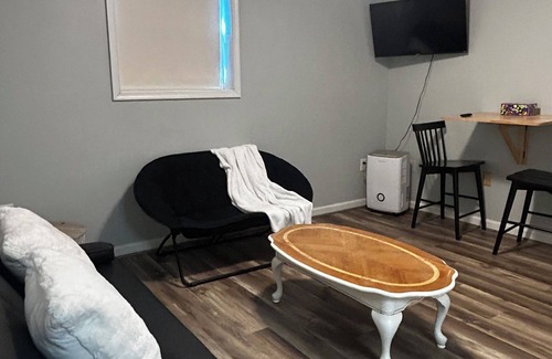 Houserville Apartamento | Charming 1-bedroom apartment in State College 3 miles from Braver stadium!