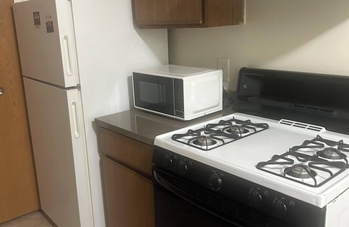 Wixom Apartamento | Charming 1-bedroom 1 bathroom apartment in the Metro Detroit Suburb Wixom
