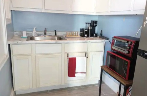 Huntington Apartamento | Charming 1-bedroom apartment with WiFi, AC in fabulous Huntington