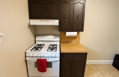 Mamaroneck Apartamento | Charming 1-bedroom apt walk to Train and DownTown area with WiFi, AC
