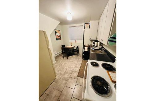 Great Falls Apartamento | Charming 1-Bedroom Apartment in Great Neighborhood