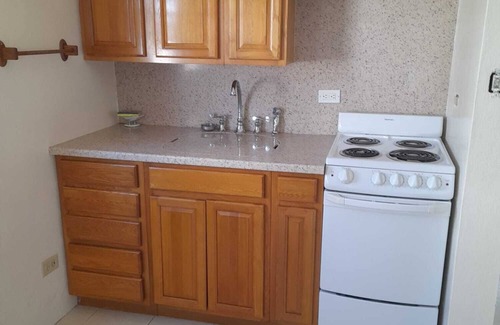 Pembroke Apartamento | Charming 1-bedroom apartment in delightful Pembroke with WiFi, AC