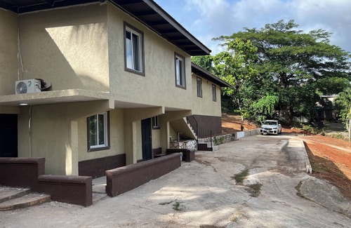 Constant Spring Apartamento | Charming 1-bedroom apartment in Kingston with WiFi and AC