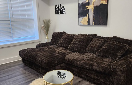 Midtown Apartamento | Charming 1-bedroom apartment in Detroit with AC, WiFi