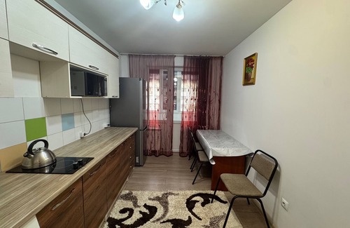 Almaty Apartamento | Charming 1-bedroom apartment with AC, WiFi in marvelous Almaty
