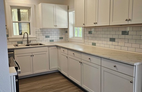 Culver Apartamento | Charming 1-bedroom apartment in Culver with WiFi, AC, outdoor covered deck