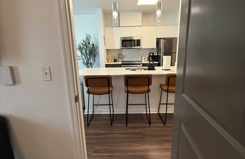 Renton Apartamento | Charming 1-bedroom apartment with fitness room and AC in lovely Renton