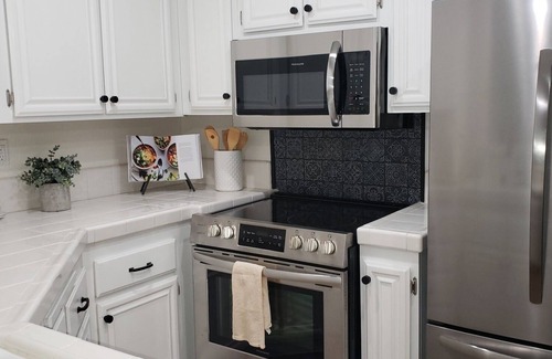 Oak Park Condominio | Charming 1 Bedroom Condo in Oak PRk