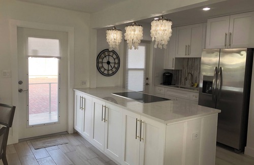 Coquina Sands Condominio | Charming 1-bedroom condo directly across from beach. W3