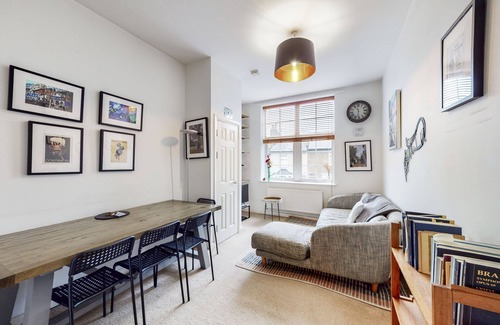 Syon Apartamento | Charming 1 bedroom flat with parking in Brentford