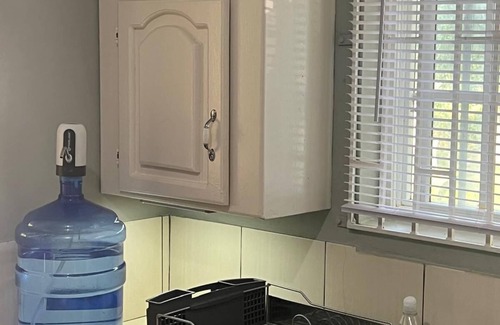 Boston Bay Casa | Charming 1-Bedroom House in Beautiful Boston Bay with WiFi, AC