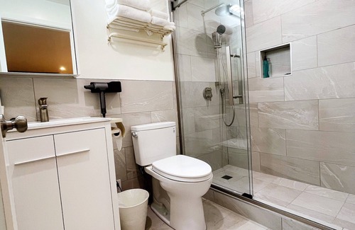 San Bruno Casa | Charming 1-bedroom house in lovely San Bruno with WiFi