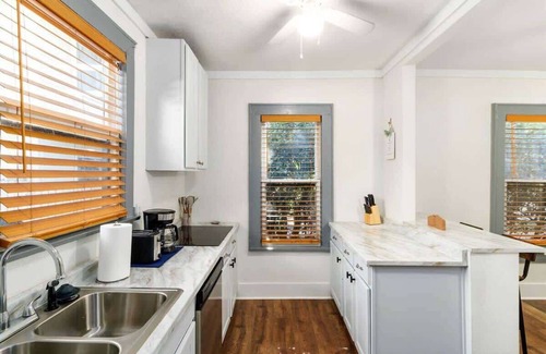 East Lake Morton Casa | Charming 1-Bedroom Home in Lakeland!