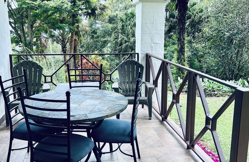 Jaramillo Casa | Charming 1-bedroom house in fabulous Boquete with AC and beautiful views.