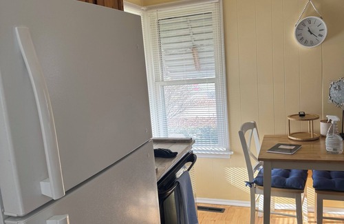 Ottumwa Casa | Charming 1-bedroom house with WiFi, AC in welcoming Ottumwa