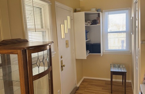 Ottumwa Casa | Charming 1-bedroom house with WiFi, AC in welcoming Ottumwa