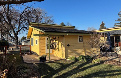 Sunset Casa | Charming 1-bedroom house in brilliant Boise with WiFi, AC, deck, etc.