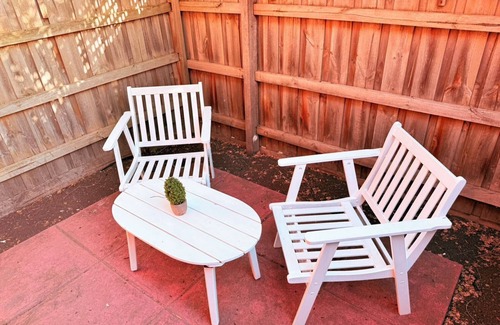 Footscray Casa | Charming 1-bedroom in fabulous Footscray with WiFi