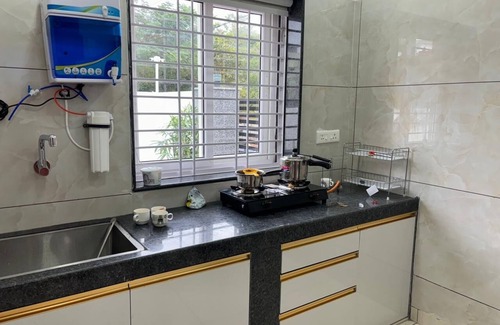 Bhubaneshwar Casa | Charming 1-bedroom bungalow in serene Bhubaneswar with AC