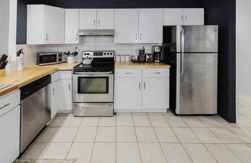 Downtown Buffalo Casa | Charming 1-bedroom Loft House with WiFi, AC in Buffalo near hospital & downtown