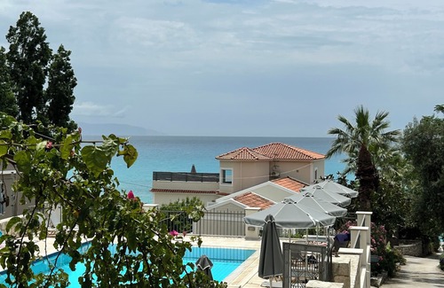 Lourdata Apartamento | Charming 1-bedroom Penthouse apartment in Lourdata